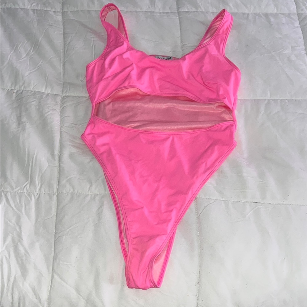 Chic Pink Cutout One-Piece Swimsuit